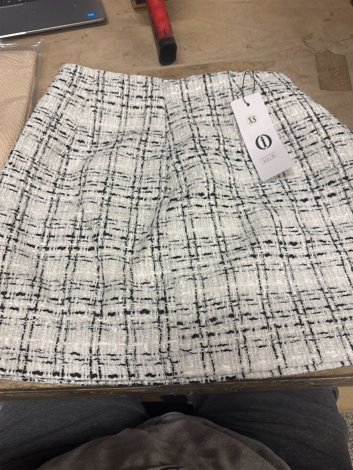 OI  XSMALL skirt