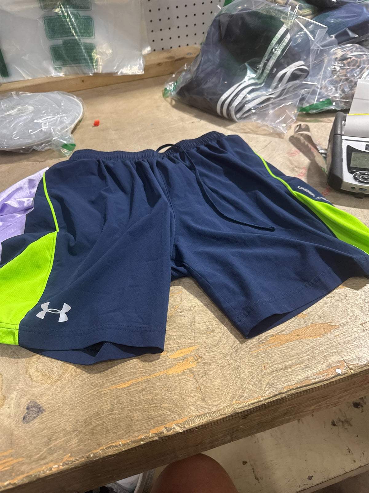 Size medium UNDERARMER shorts