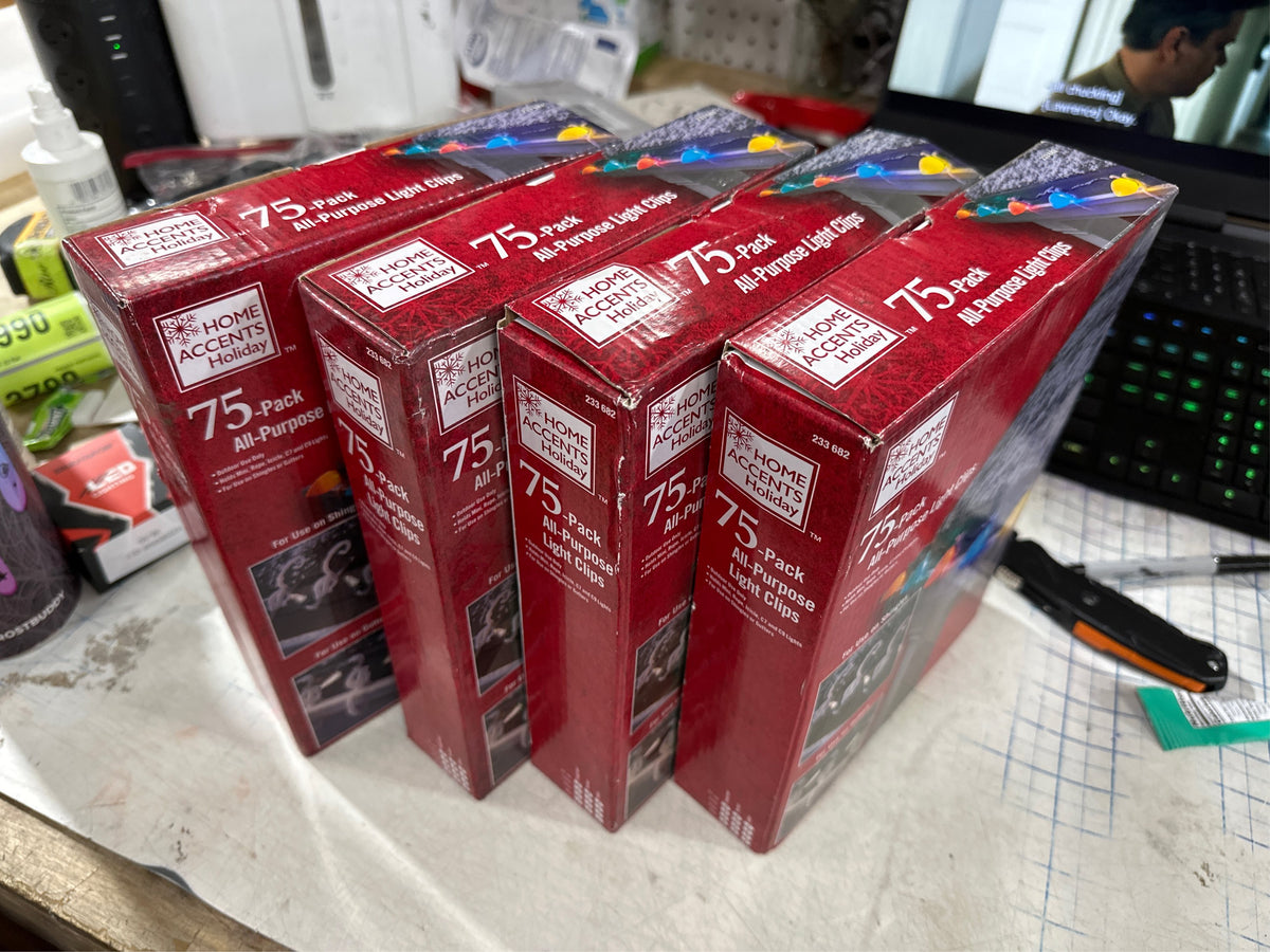 4pk 75ct Home Accents Holiday Light Clips