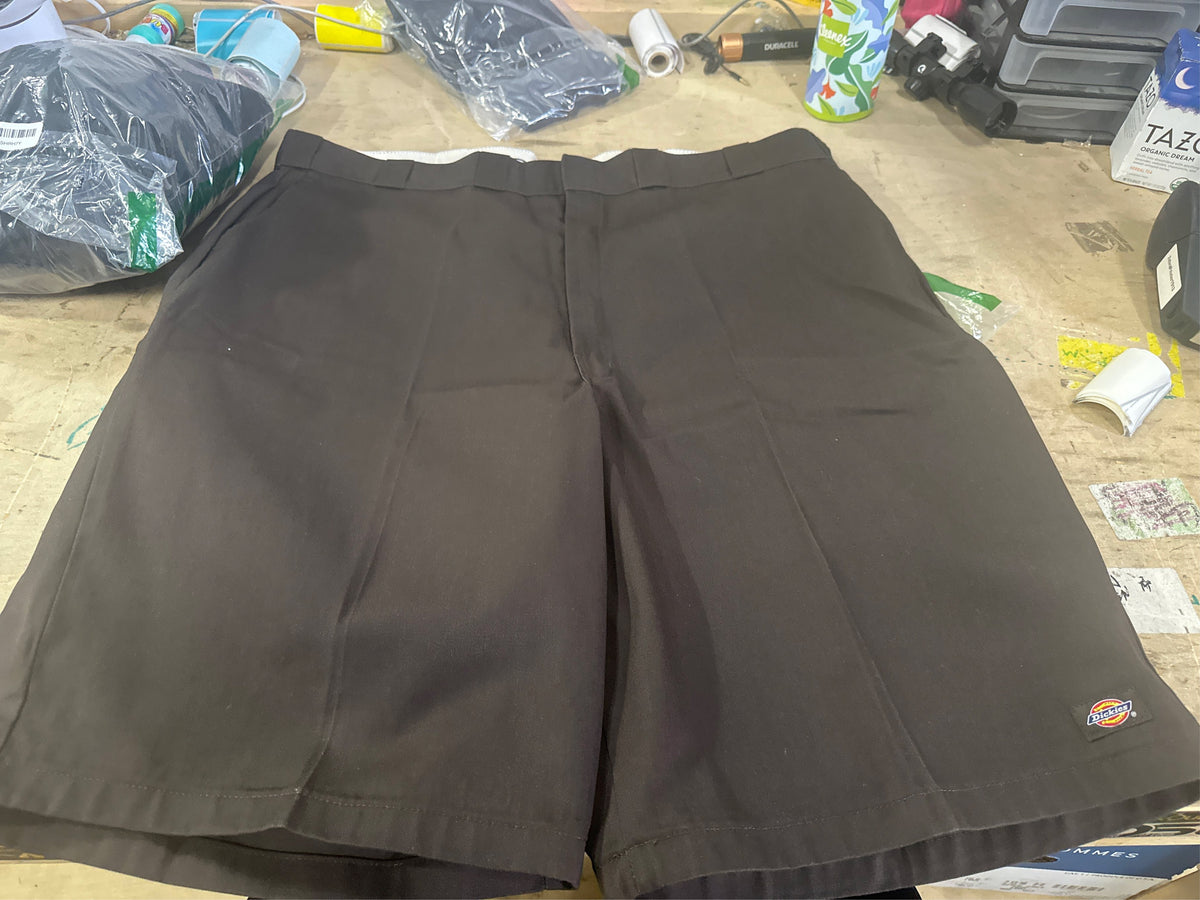 Size: 46 - Dickies Men's 13-Inch Loose Fit Work Short