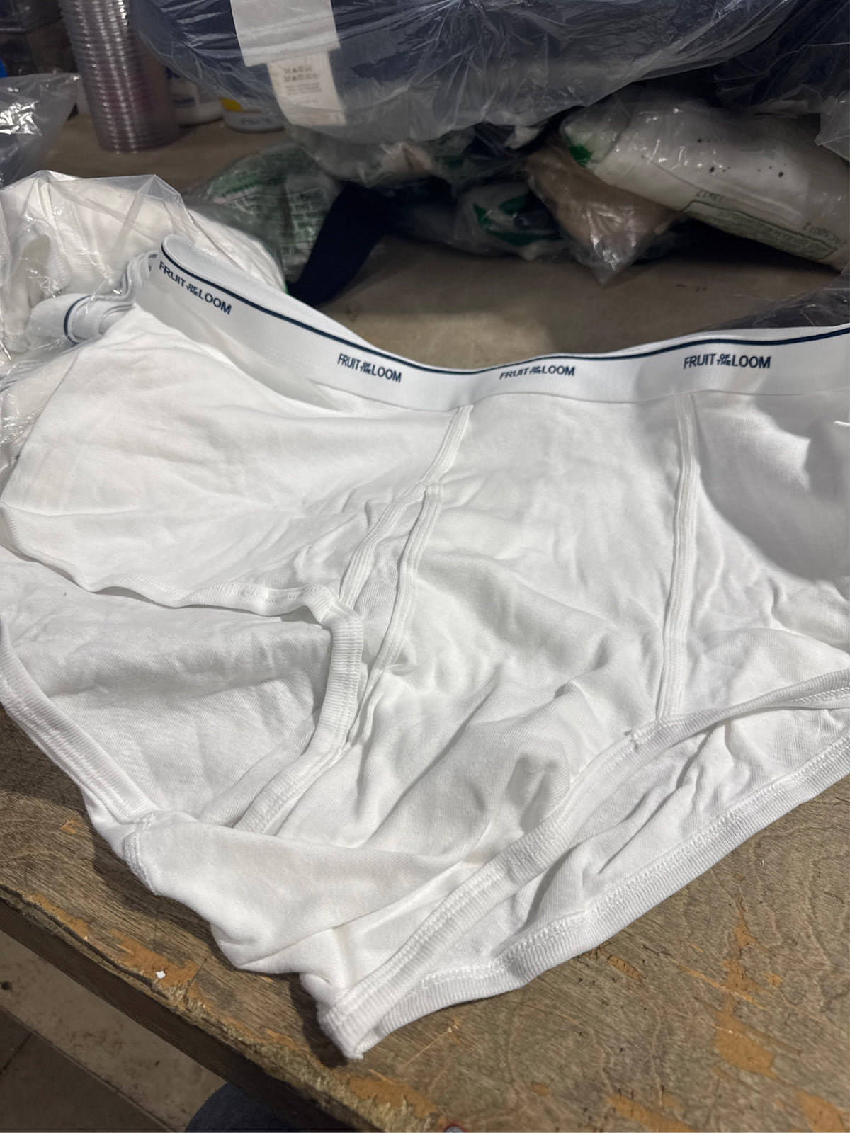 4XL Fruit of the Loom Men's Briefs, Tag Free